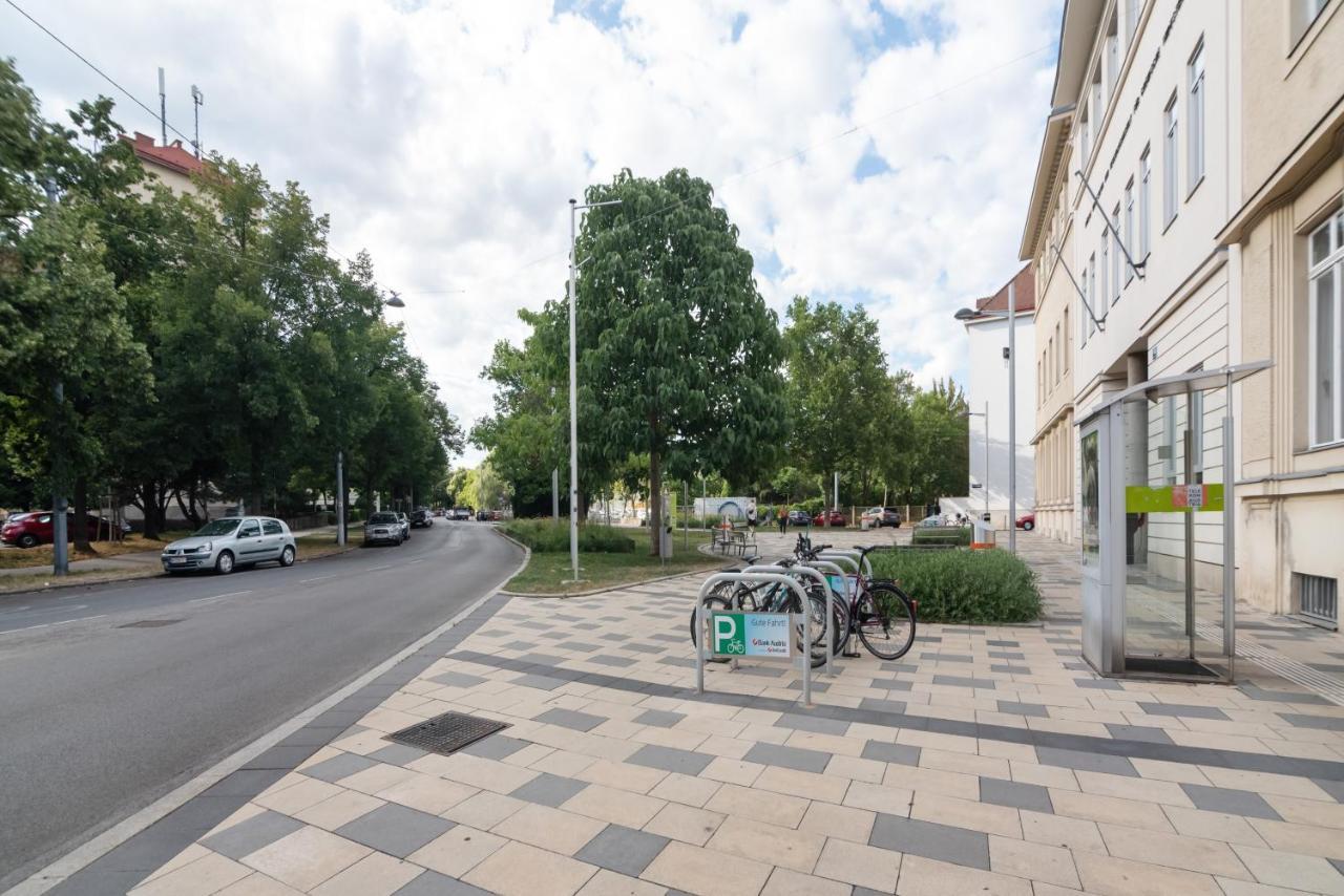 Der Fuchsbau - Neu, Kuschelig Und Zentral Im Gruenen Apartment Wina Bagian luar foto