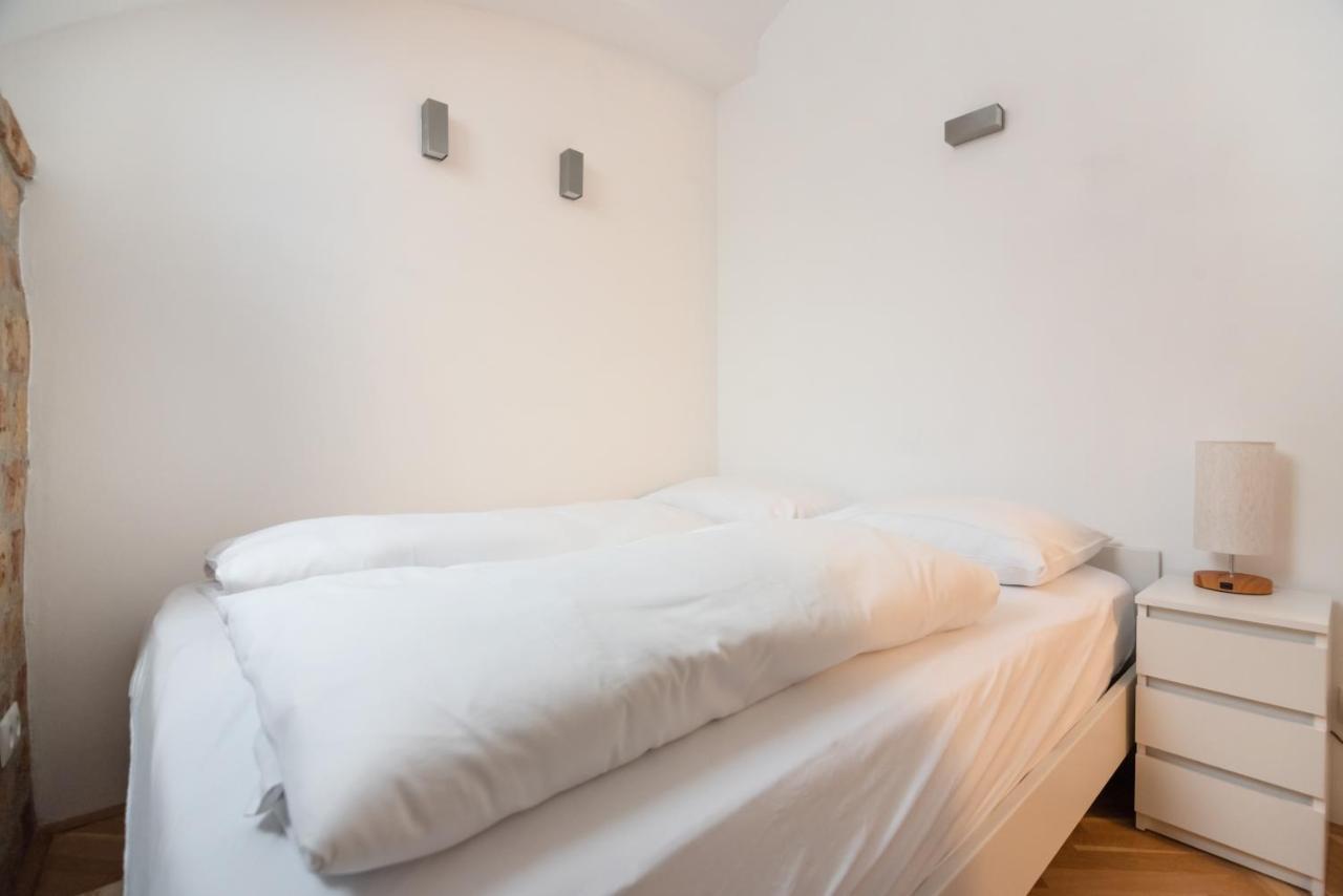 Der Fuchsbau - Neu, Kuschelig Und Zentral Im Gruenen Apartment Wina Bagian luar foto